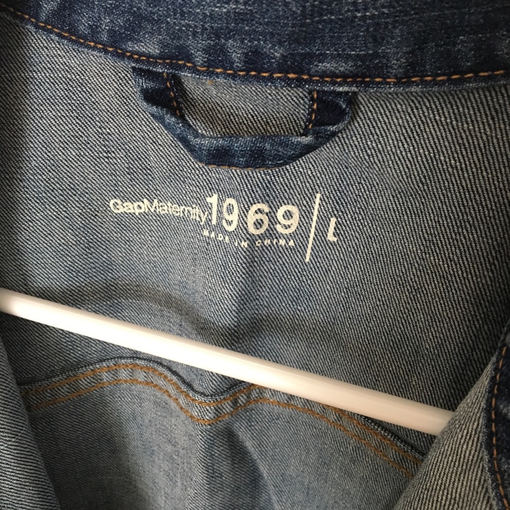 Gap Maternity Jean Jacket - Picture 2 of 4